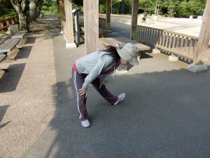 ストレッチに余念が無い奥様